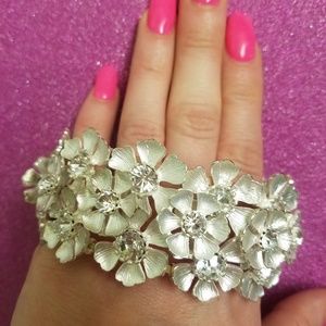 Silver Flower & Rhinestone bangle bracelet